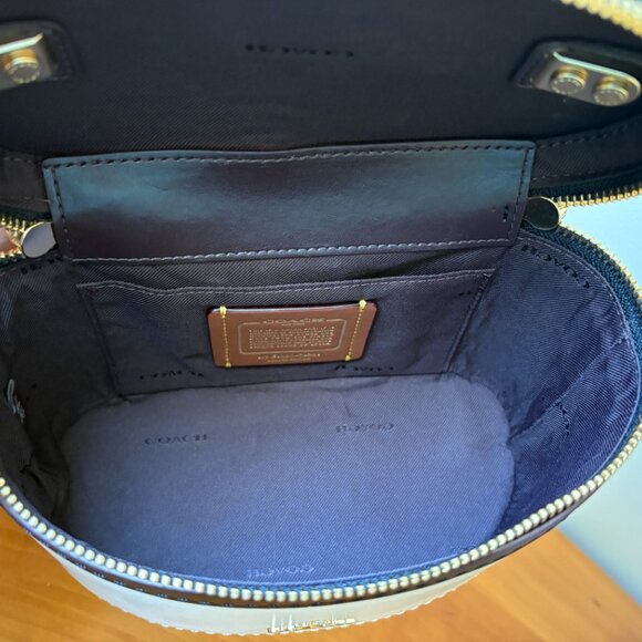 Coach x Selena Gomez Trail Bag - Picture 9 of 16